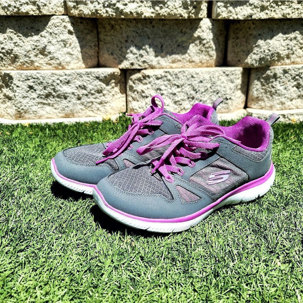 🧨Women's memory foam skechers Summits sneakers